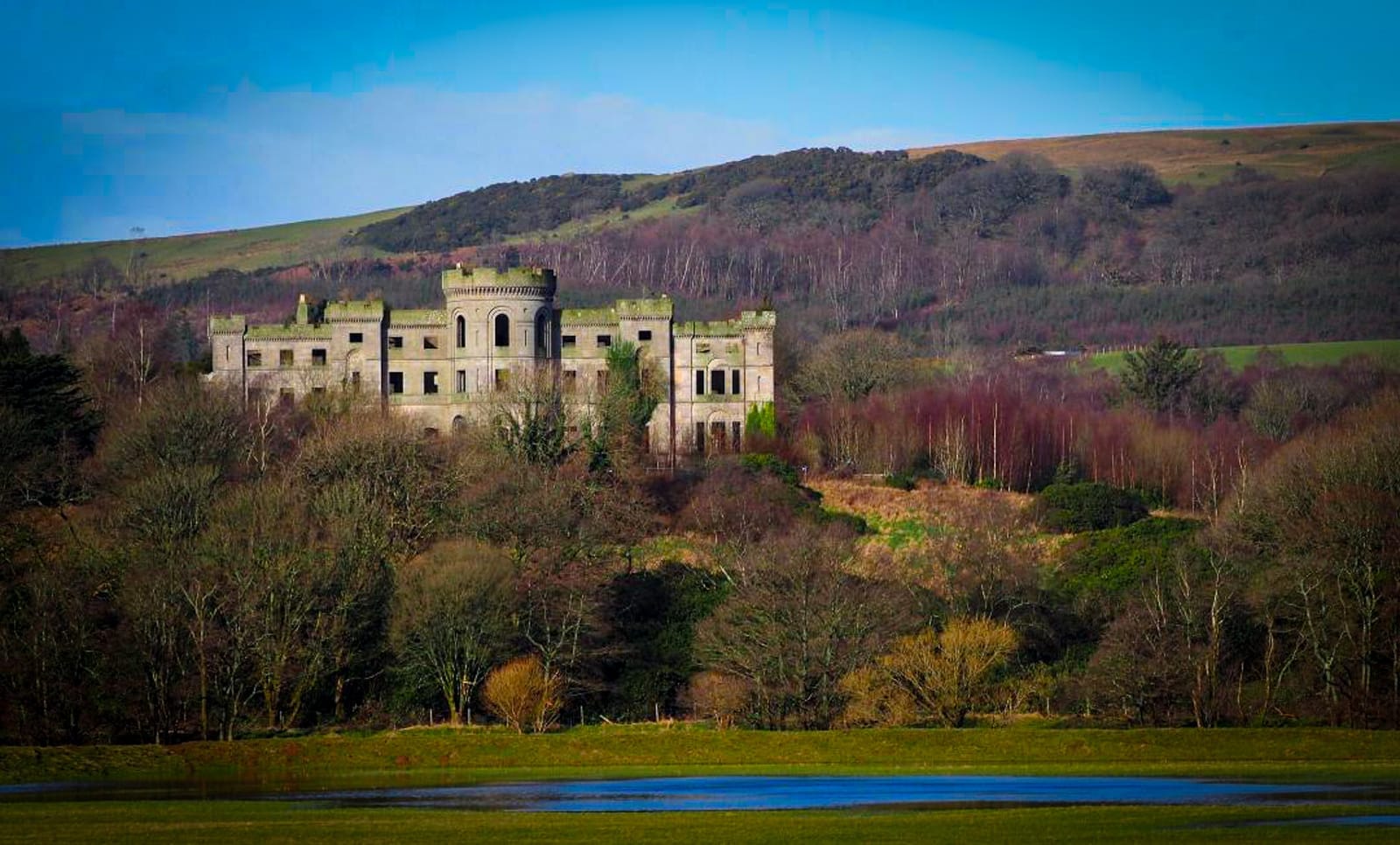 Dalquharran Castle, Dailly